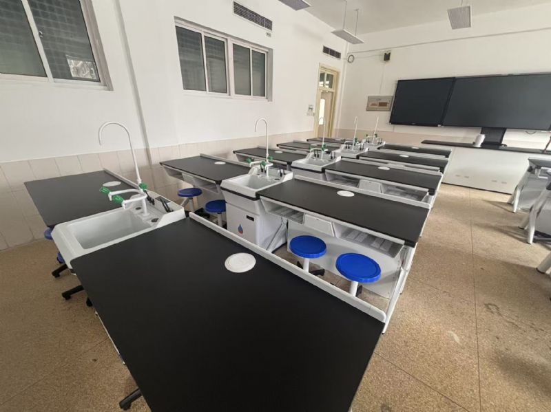 實(shí)驗(yàn)室家具